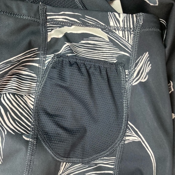 Athleta Womens Skort  Floral Sonic - Picture 11 of 13